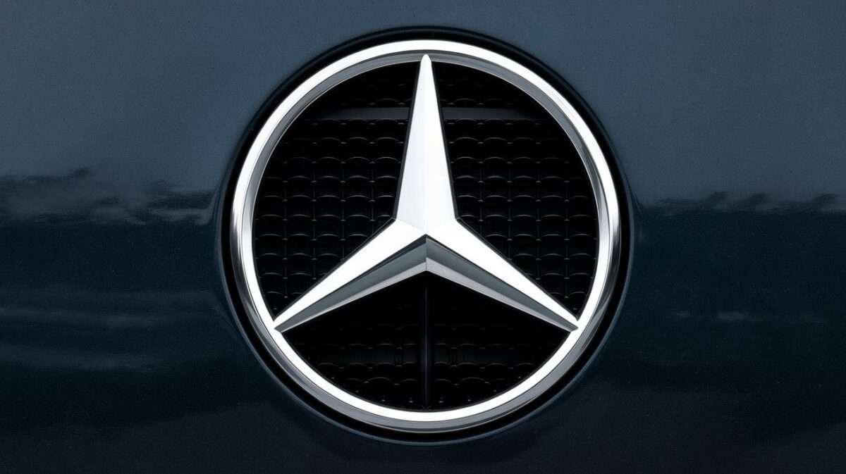 Mercedes Logo Meaning